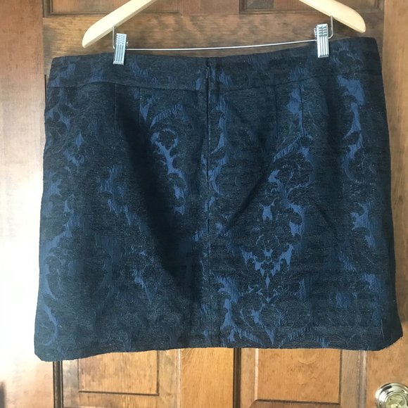 LOFT Navy Blue and Black w/Sparkle Top and Skirt Set XXL - Picture 10 of 11